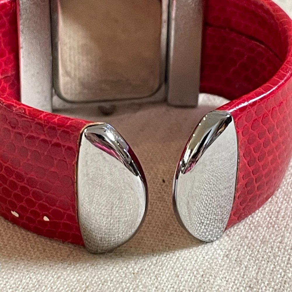 Quartz Movement Red Band Ladies Cuff Watch - Picture 6 of 11